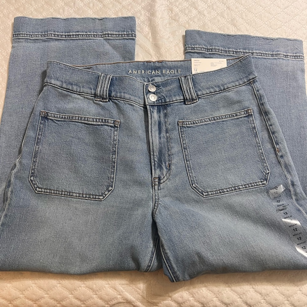 American Eagle Outfitters Light Blue High Rise Jeans stovepipe crop